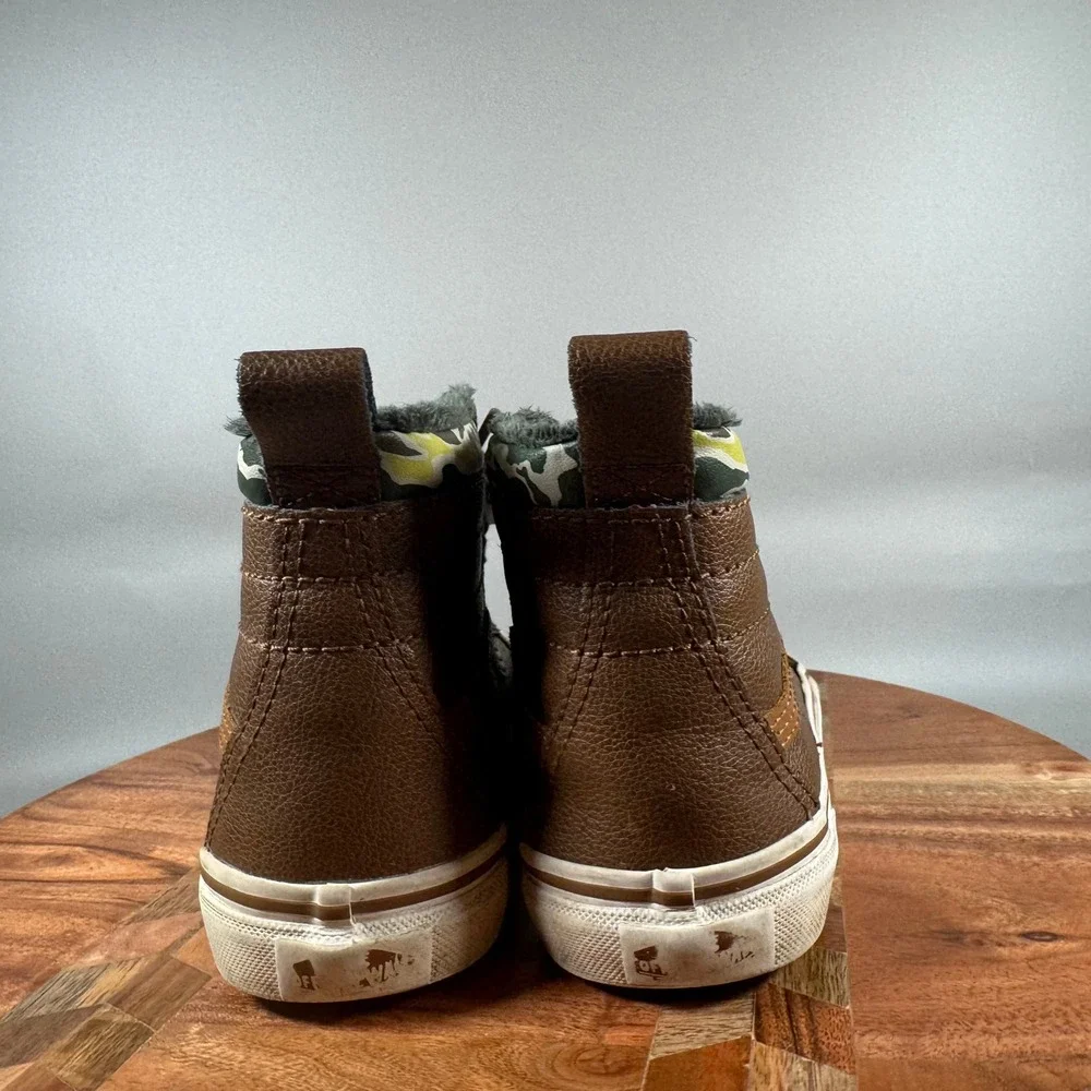 Vans Sk8-Hi MTE Brown Camo Faux Leather High Top Sneakers Kids Size 2.5